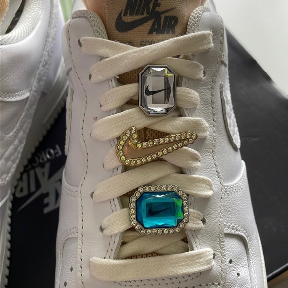 WMNS Nike Air Force 1 Low ‘07 LX ‘Bling’ - Picture 5 of 9